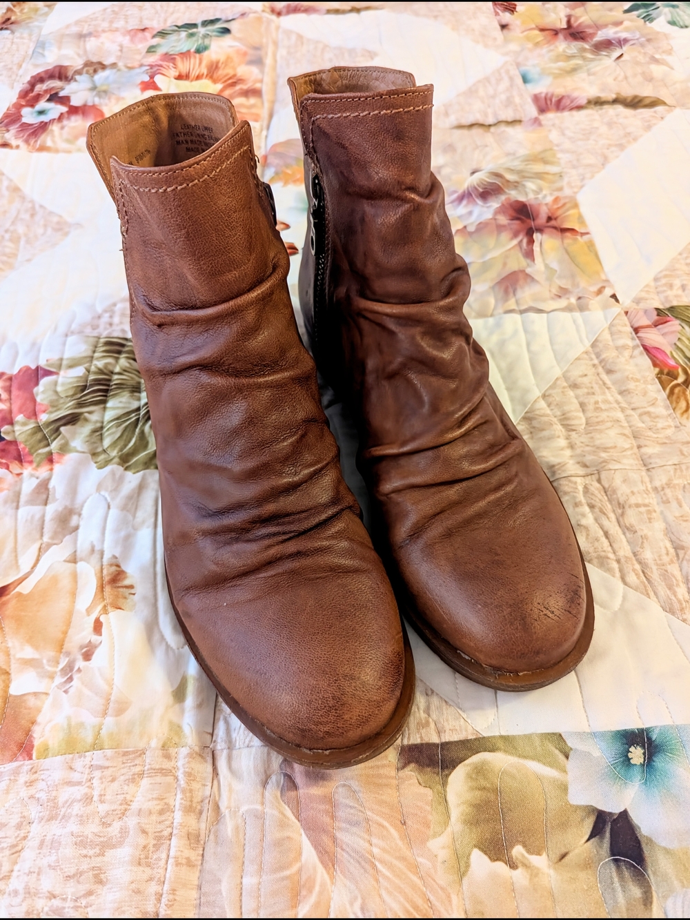 Sofft Beckie Boots (color is "Luggage") sz 7.5
